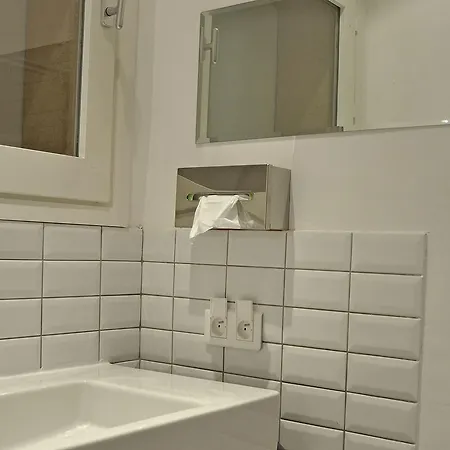 2 Villa *